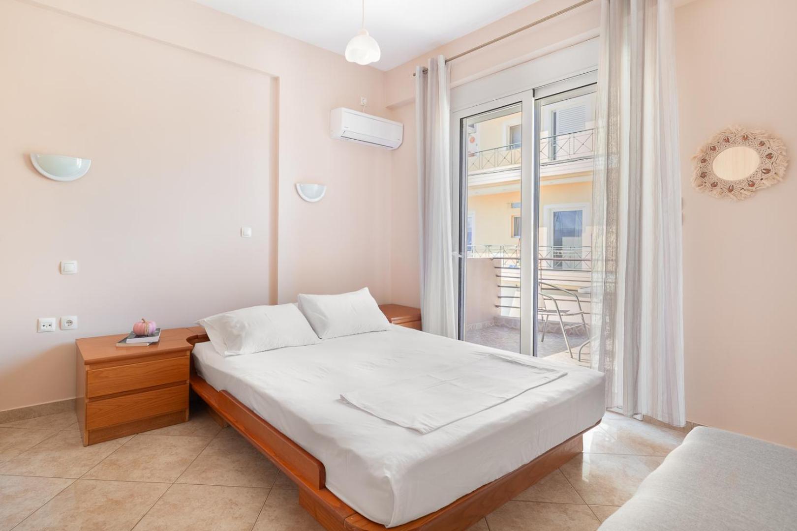 House In Eleusis Apartment Bagian luar foto
