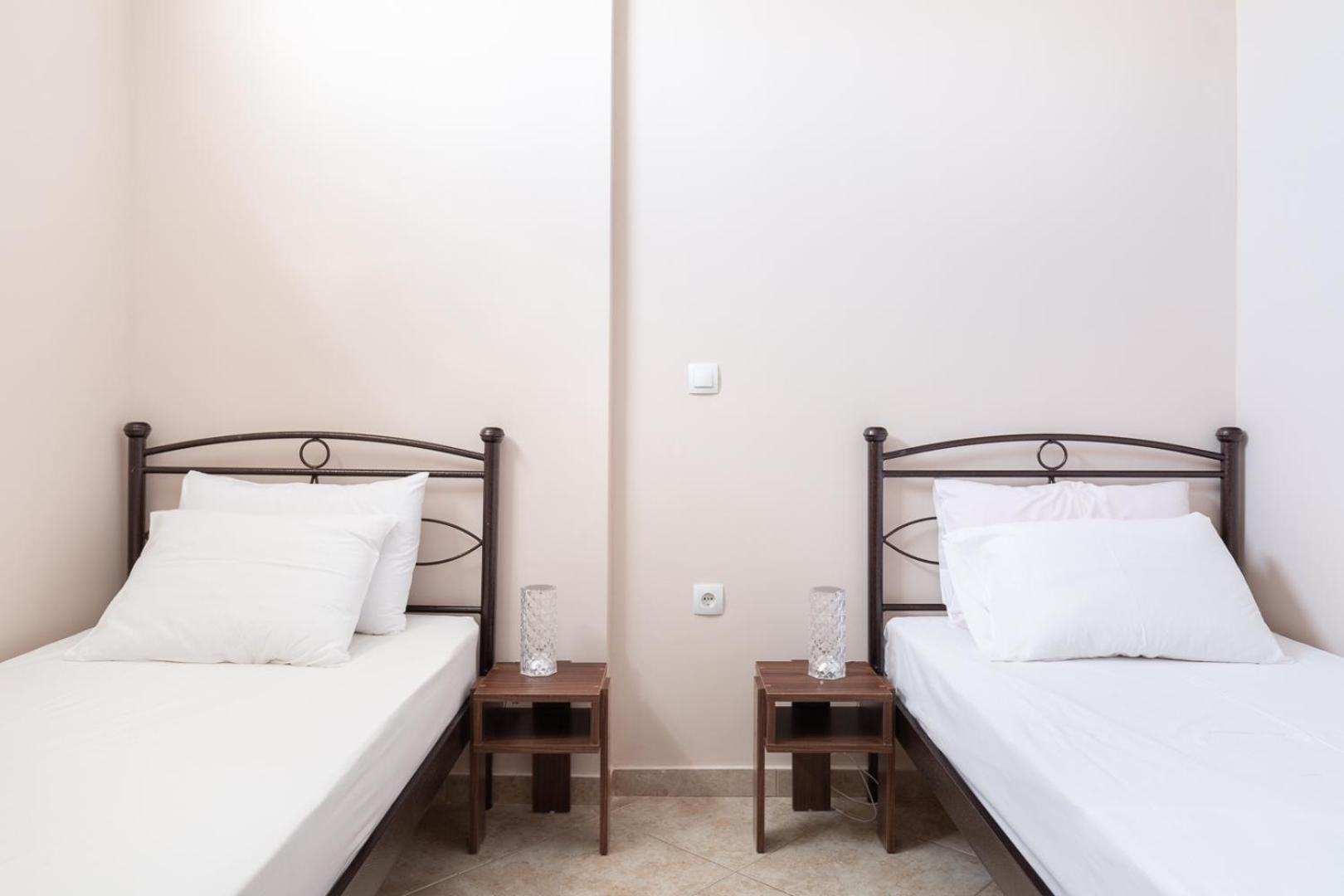 House In Eleusis Apartment Bagian luar foto