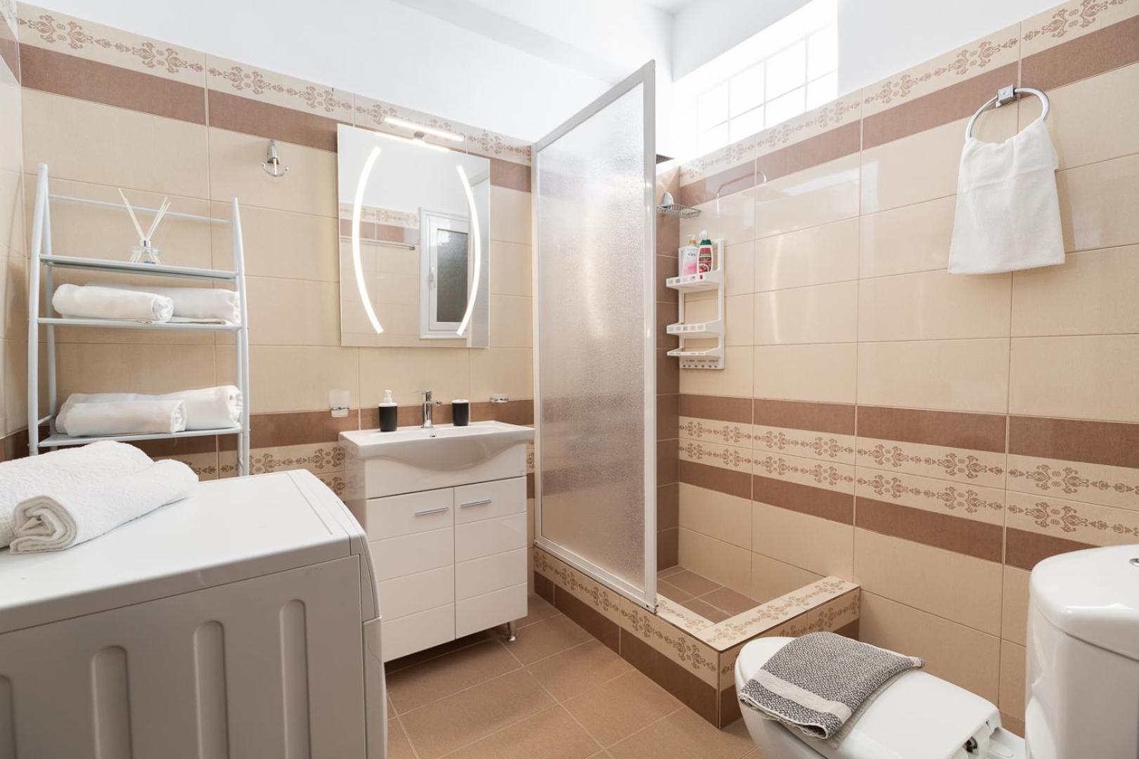 House In Eleusis Apartment Bagian luar foto